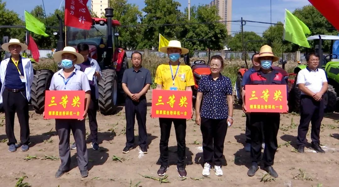 高手過招實(shí)力對(duì)決！直擊臨洮縣“洮河杯”農(nóng)機(jī)操作技能大賽