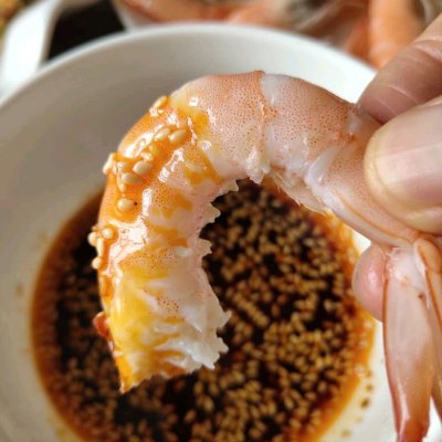 白灼虾的做法大全（教你做虾肉紧实的家常白灼虾）