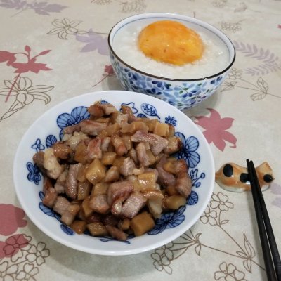 萝卜干炒什么菜好吃（鲜香爽脆的萝卜干炒肉的做法）