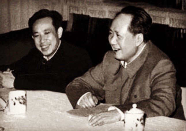 田家英女儿不懂事捉弄毛主席，其父本想批评，主席一句话瞬间消气