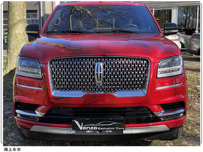 林肯领航员实拍曝光!搭3.5T V6,12.3英寸中控,尺寸超越奔驰GLS