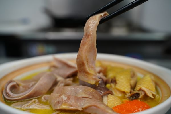 豬肚雞,豬肚雞的制作方法及配料
