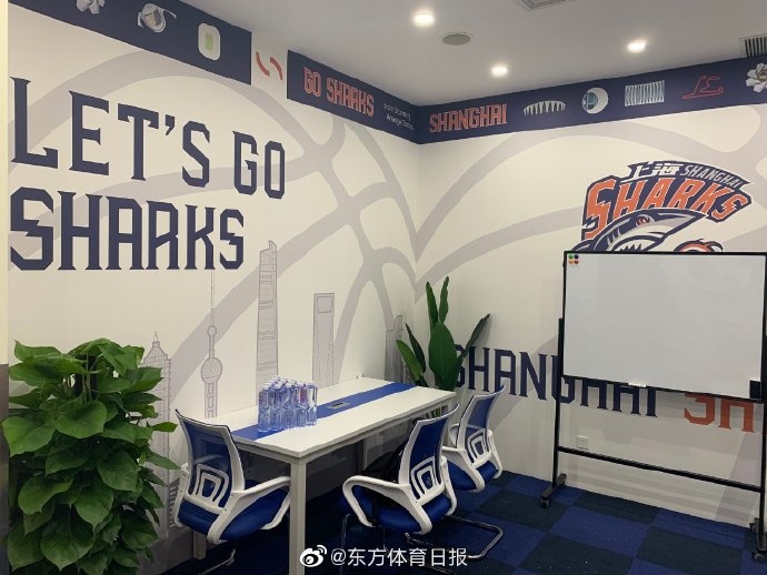 上海为什么还要举办nba(沪媒探访上海男篮新主场：极现代化场馆 最多可容纳18000人)