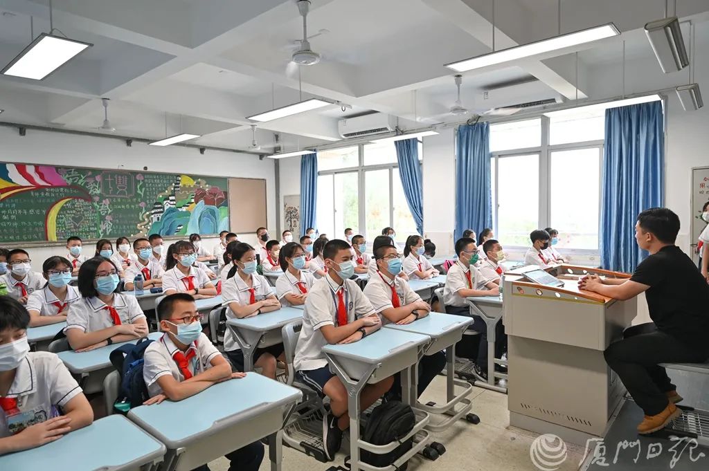 刚刚！全城上演！厦门家长都在关心……