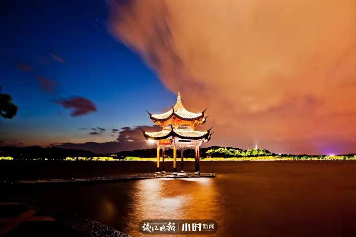 好摄|西湖边拍日落最有名的集贤亭,怎么被“包裹”起来了?