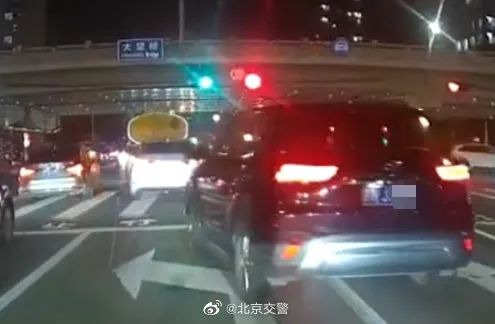 市民“随手拍”举报的违法行为被查处 驾驶员要引以为戒