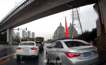 市民“随手拍”举报的违法行为被查处 驾驶员要引以为戒