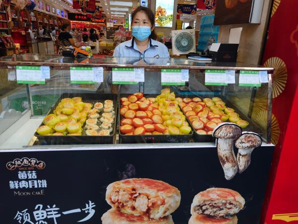 鮮肉月餅真不是煎肉包！16家上海現(xiàn)烤月餅品牌大盤點(diǎn)，口水嗒嗒滴