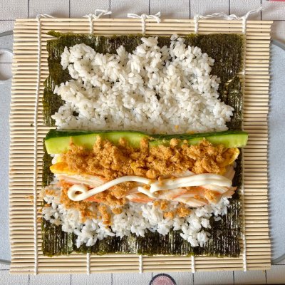 寿司卷的做法,蛋皮寿司卷的做法