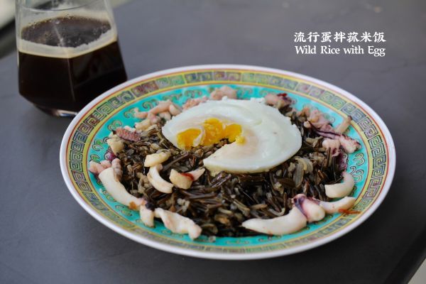 平菇炒鸡蛋家常菜(鲜香平菇翻炒，简易家常美食)