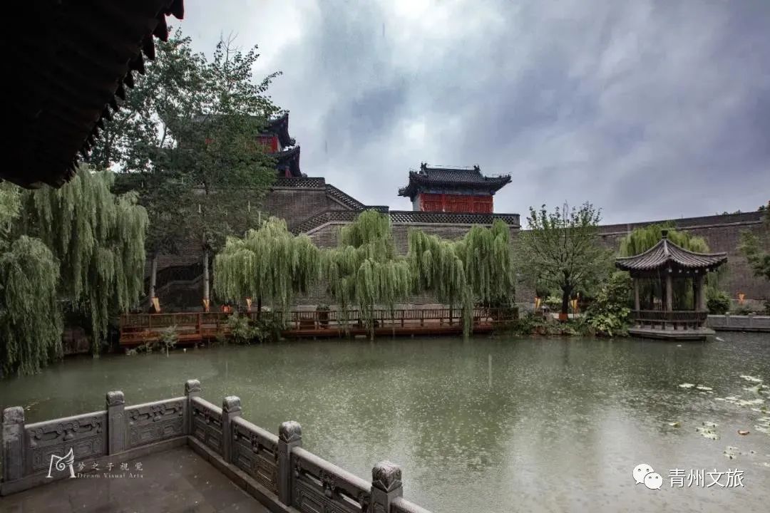 飒飒秋雨中，青州古城有多美......