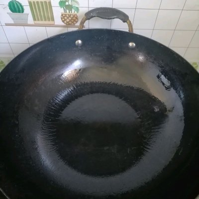 家常清炖排骨汤的做法（一学就上手的清炖排骨汤秒变大厨）
