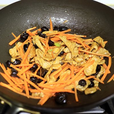 芹菜香干肉絲,芹菜香干肉絲的做法