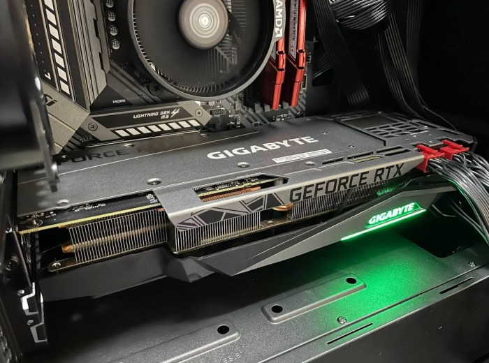 技嘉RTX 3080 Ti 20GB Gaming OC显卡现身俄罗斯 挖矿算力惊人