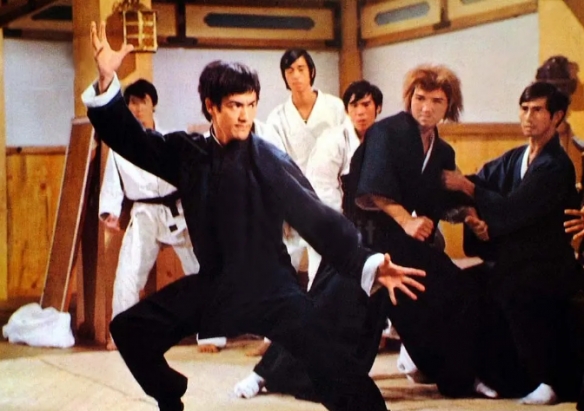 感受拳拳到肉的熱血！盤點(diǎn)推薦10部高評(píng)價(jià)動(dòng)作電影