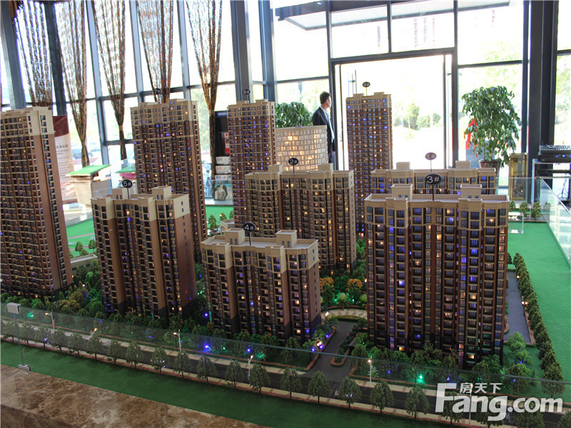 鹿港小镇花园 VS 中晟·华悦谁是你的菜？