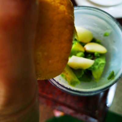 牛油果油的功效與作用及食用方法,