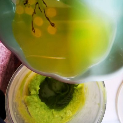 牛油果油的功效與作用及食用方法,
