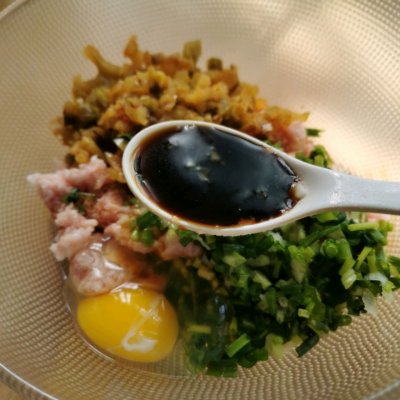 榨菜鮮肉月餅,榨菜鮮肉月餅的做法