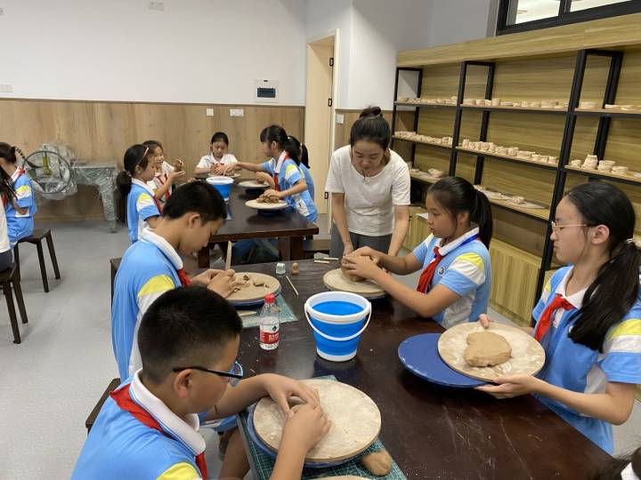 山南小学,