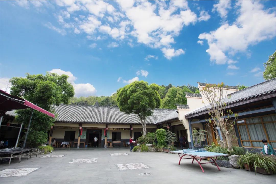 绵阳涪城文旅专场吸睛宽窄巷子,用丝线串联起绵成两地深厚情谊