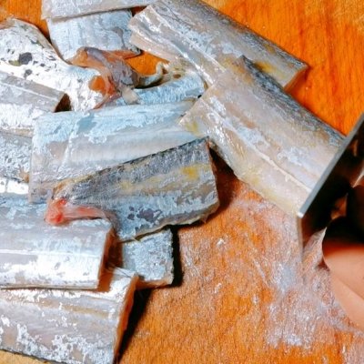 紅燒帶魚的做法,紅燒帶魚的做法 家常