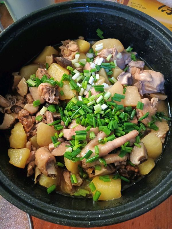 土豆燒雞,土豆燒雞怎么燒好吃