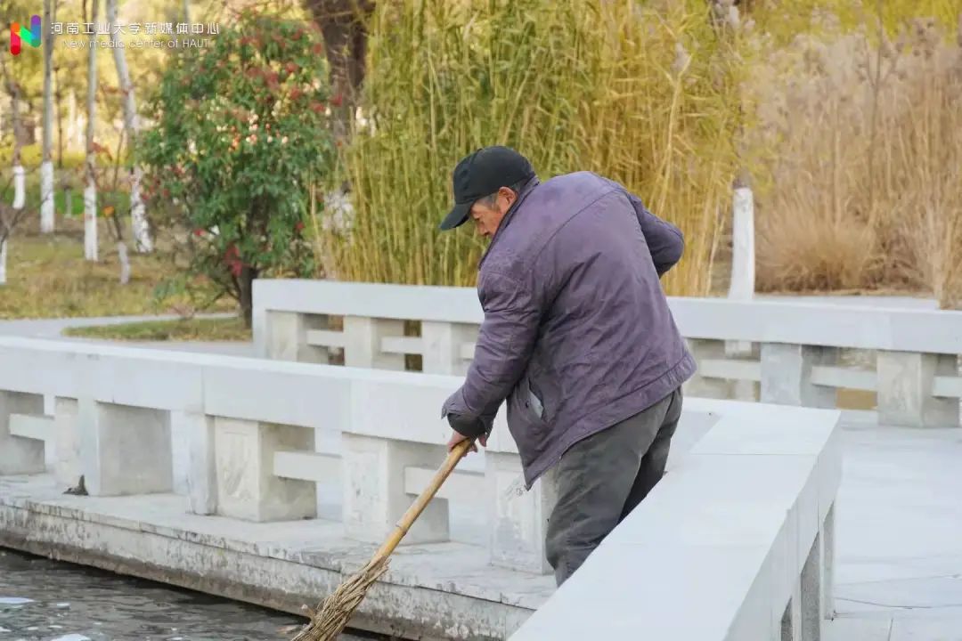 看桥，望桥，听桥……小编带你读懂河南高校桥的秋语！