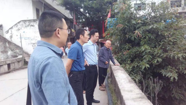检察长陈柏岭到明月镇调研督导安全等工作