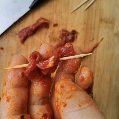 牙签牛肉怎么做简单又好吃（牙签牛肉就这么做新手也能做）
