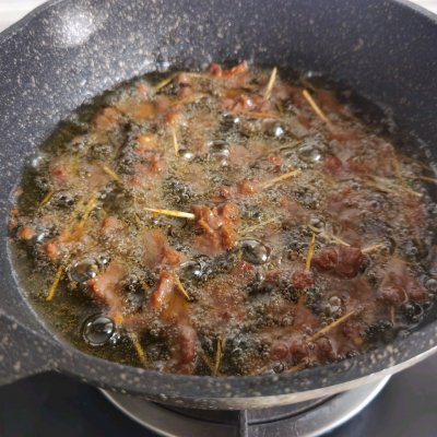 牙签牛肉怎么做简单又好吃（牙签牛肉就这么做新手也能做）