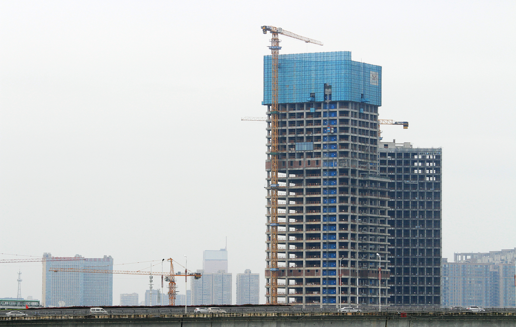 哈尔滨打响“救市”第一枪，四季度楼市走向扑朔迷离