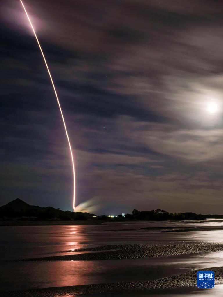 月下棹神舟 星夜赴天河——神舟十三号飞天纪实