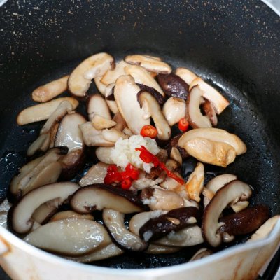 香菇肥牛,香菇肥牛零食