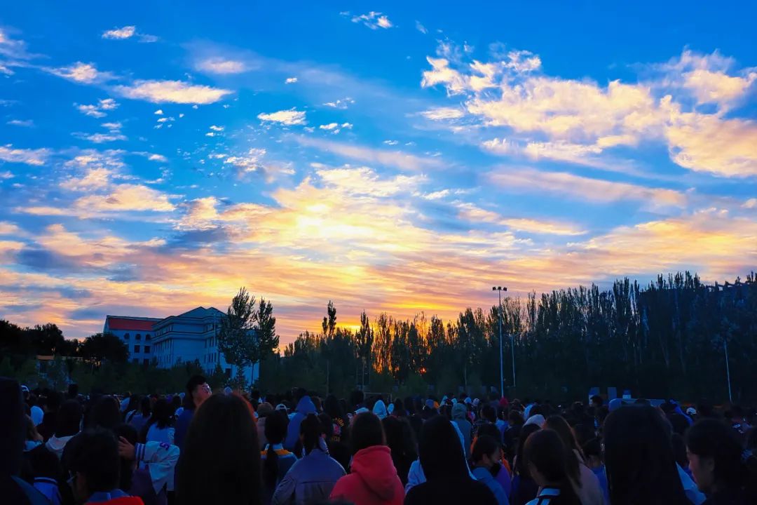 你在我眼中是最美～寻找呼和浩特最美校园