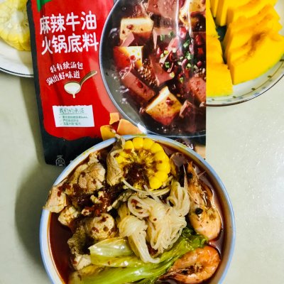 牛油火锅底料制作（香浓美味的麻辣牛油火锅）