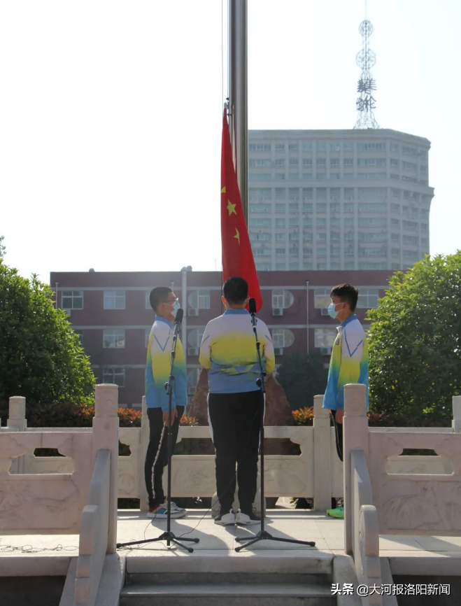 洛阳电视台二套科教频道开学第一课(校园书声起 春来学子归 ——洛阳市第二十三中学九年级开学第一天剪影)