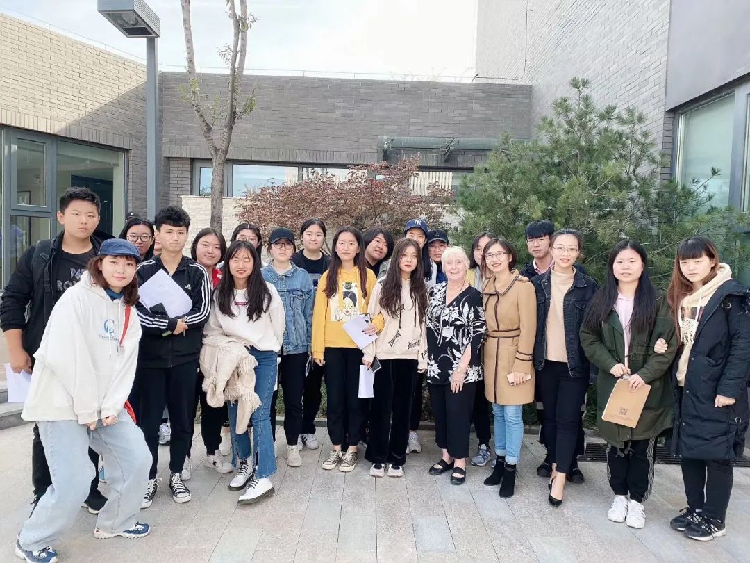 山东青年政治学院国际商务（中英合作）专业欢迎您