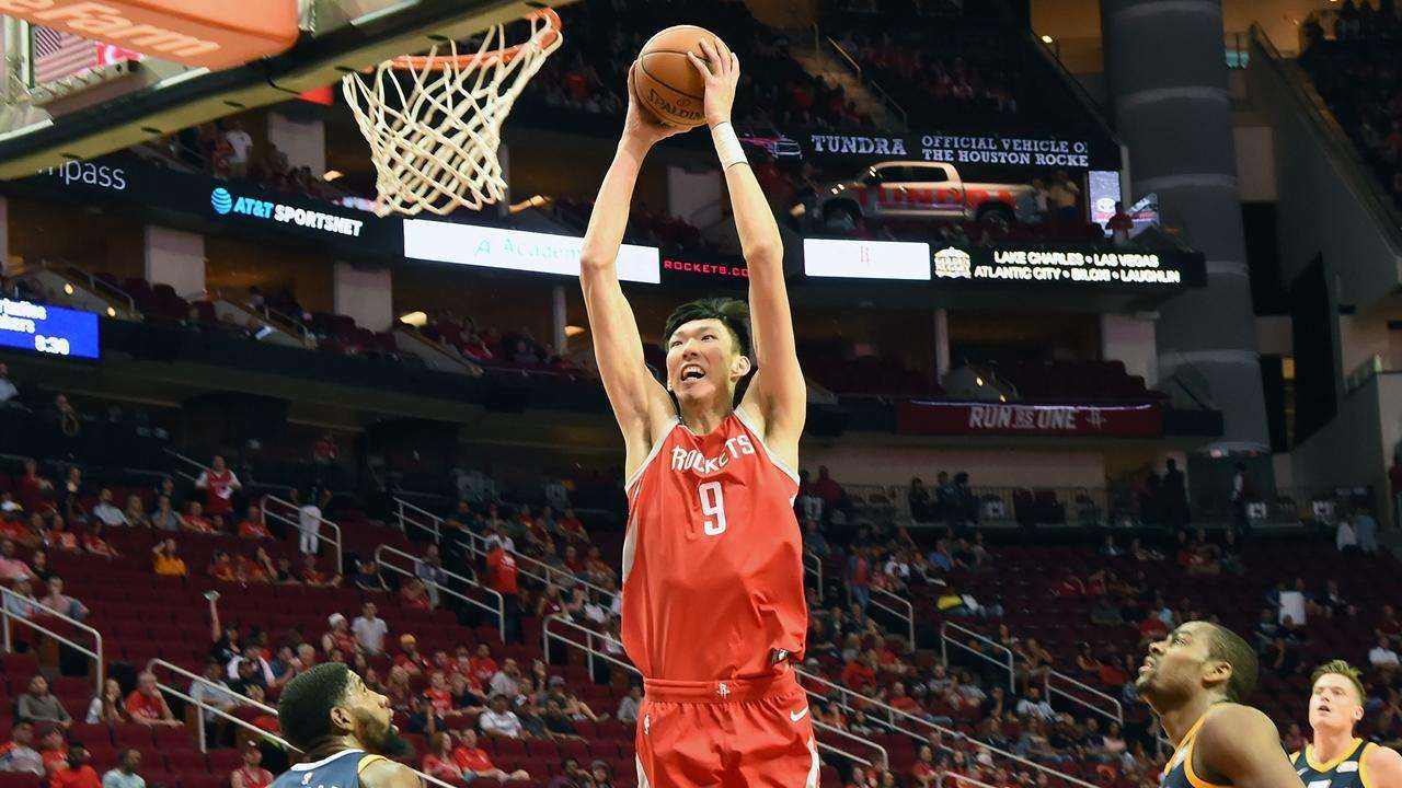 周琦为什么能被nba选中(一文看懂周琦为何会被火箭裁员！实例解析“菜”不是原罪！)