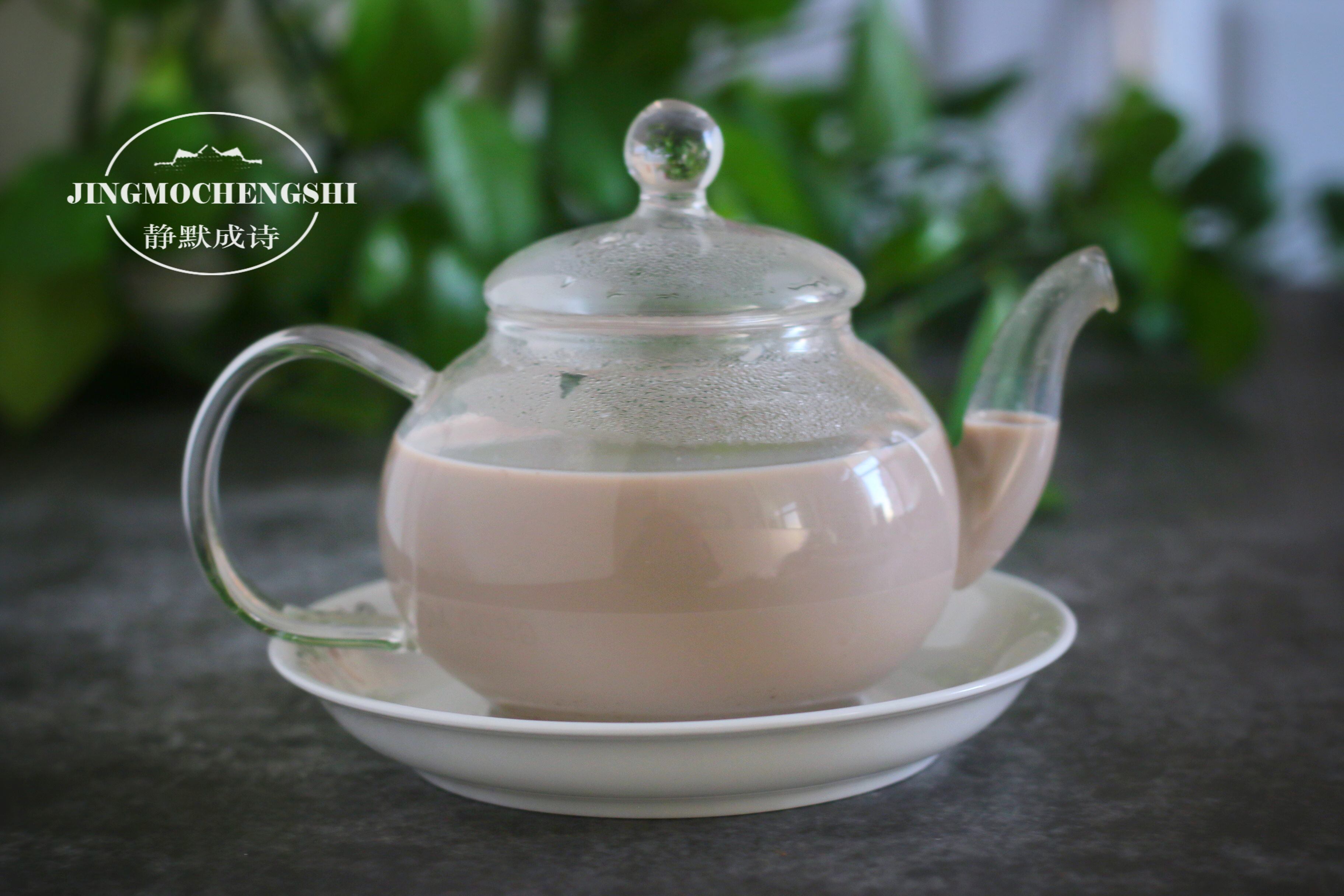 新手快速学会制作奶茶的简单方法