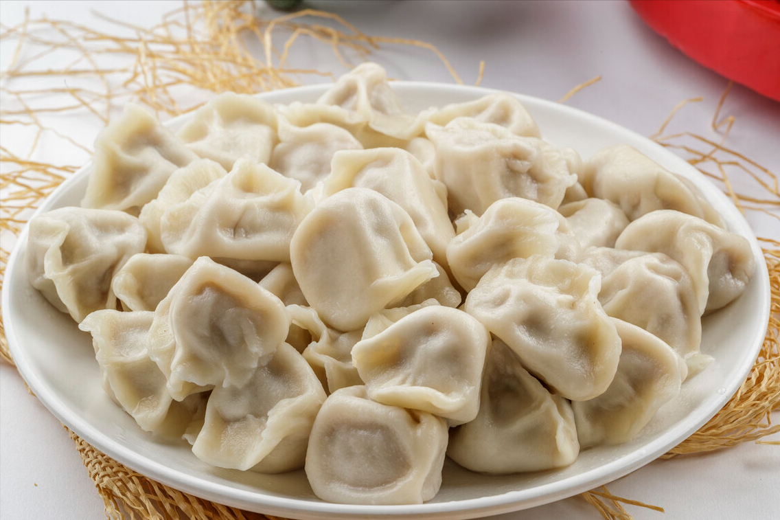 煮速冻饺子，用开水煮还是冷水煮？方法对了，和新鲜饺子一样好吃