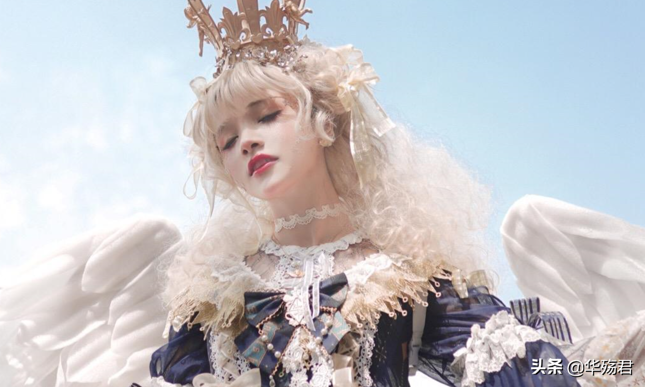 动漫与现实中，女生常戴在脖子上的饰品是什么，有什么意义？