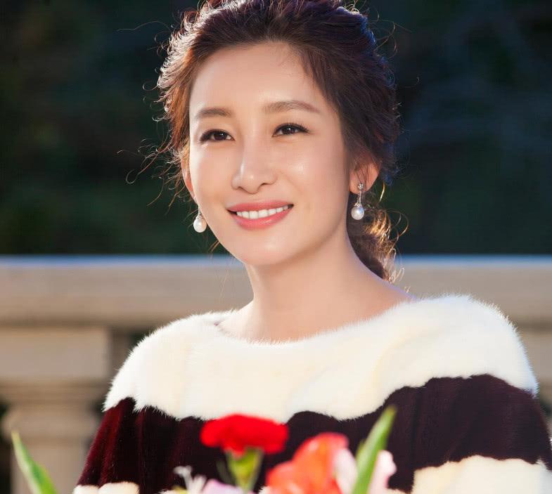 辽宁竟然藏了这么多大美女！这18位女星容貌卓绝，气质出众难复制