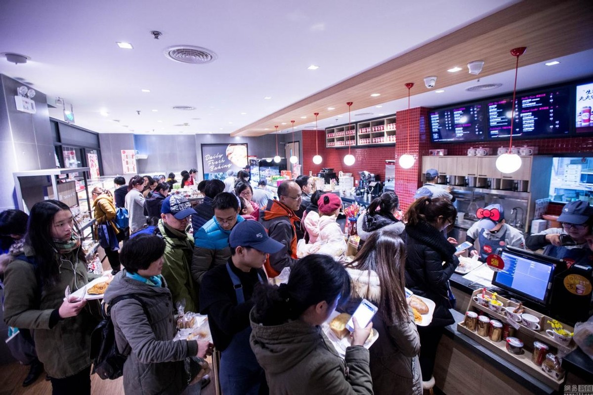 ��̨��Ϊ�����ǻ��ڵȣ���Ϊ���Ǽɵ��Ĵ���������������������