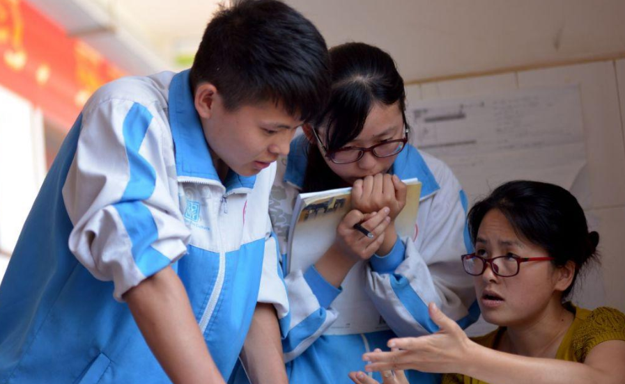 各大铁饭碗将开始“春招”，薪资待遇优厚，应届生优势更大