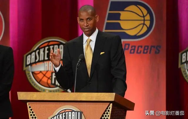 史上最惨烈的NBA斗殴现场！这部纪录片，揭开奥本山宫殿冲突之谜