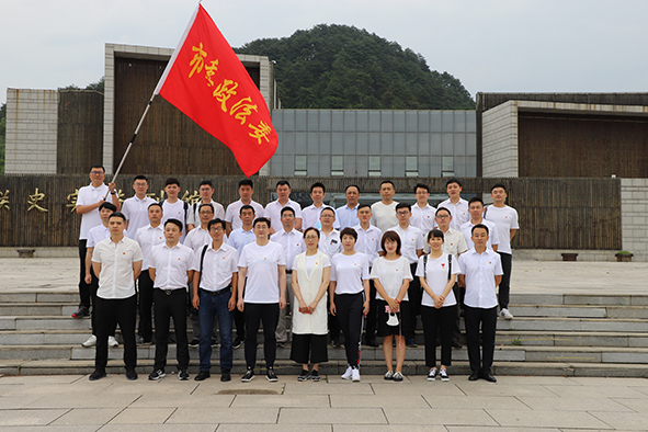 坚守绝对忠诚“生命线” 练就善作善成“真本领” ——本溪政法系统忠诚担当谱写平安新篇章