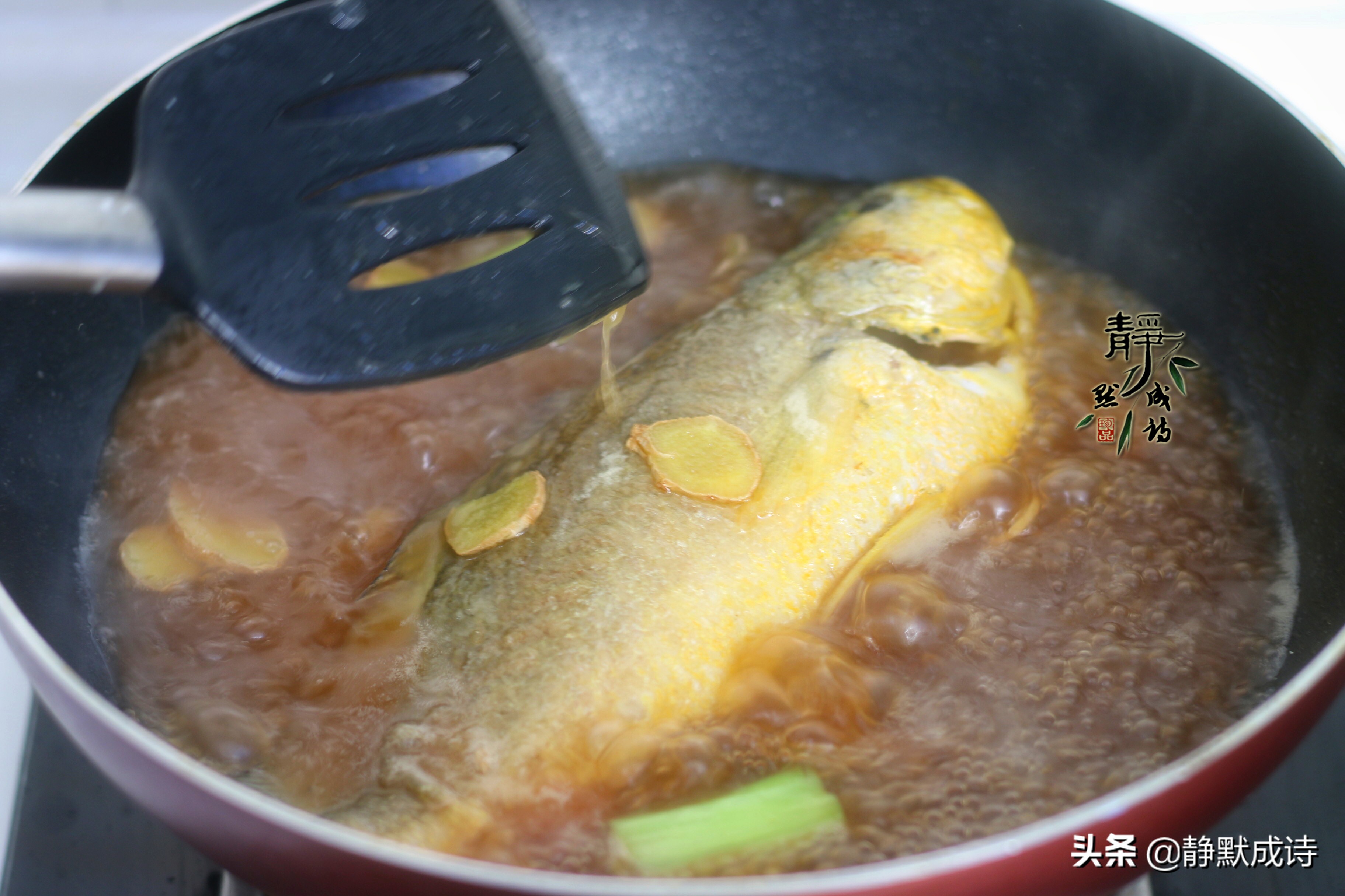 春节家宴没它不成席，黄花鱼这么做，比带鱼都受欢迎，好吃又解馋