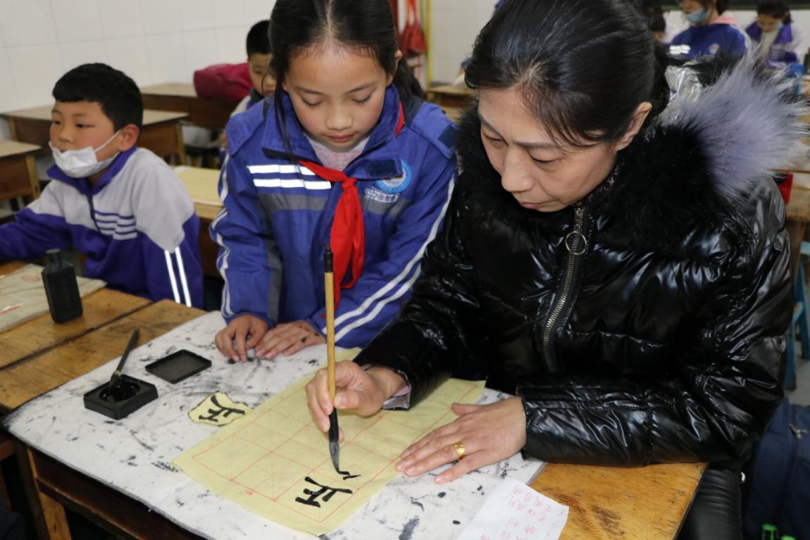 河间市曙光小学多彩课后服务课程助力“双减”(图6)