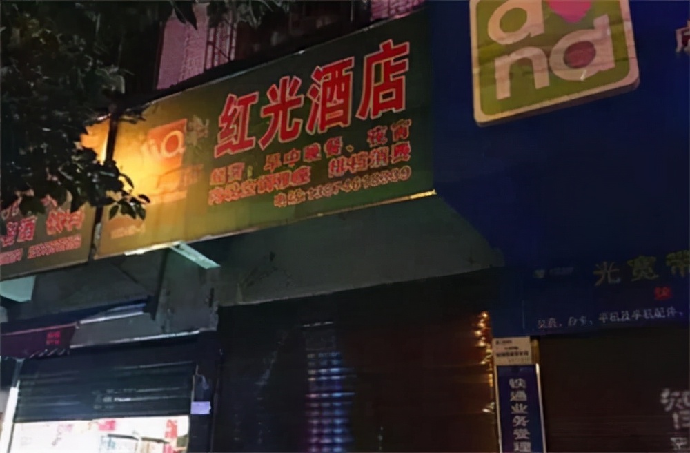 一只苍蝇引发的血案，他持刀致1死2伤，4个幸福家庭因此陷入不幸